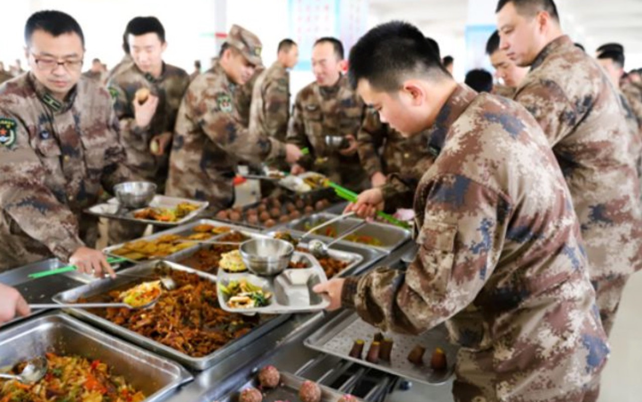 中国人民解放军伙食图片