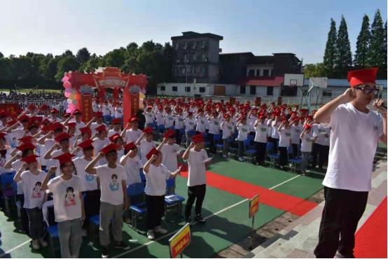 安乡五中举行2021届学生成人礼仪式