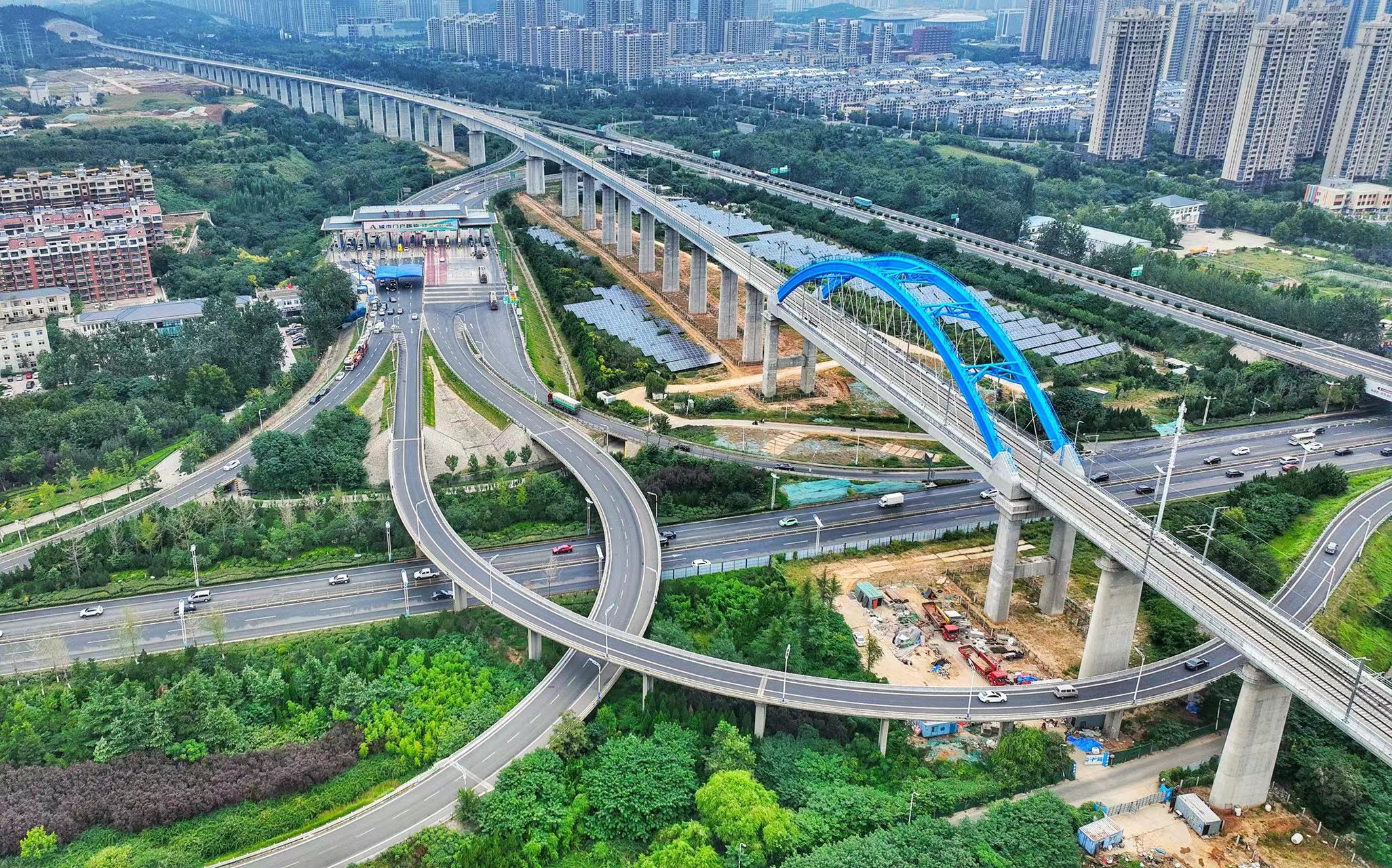 12月1日起济莱间高速公路济南籍小客车点对点免费通行