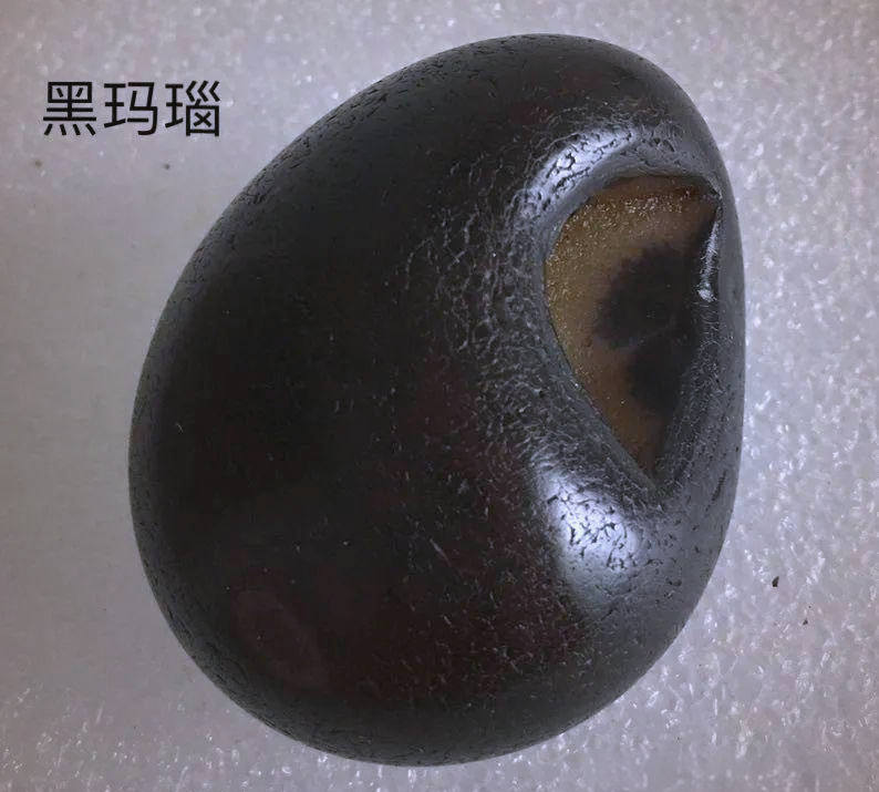 隐晶质结构矿物:情绪修复的天然选择
