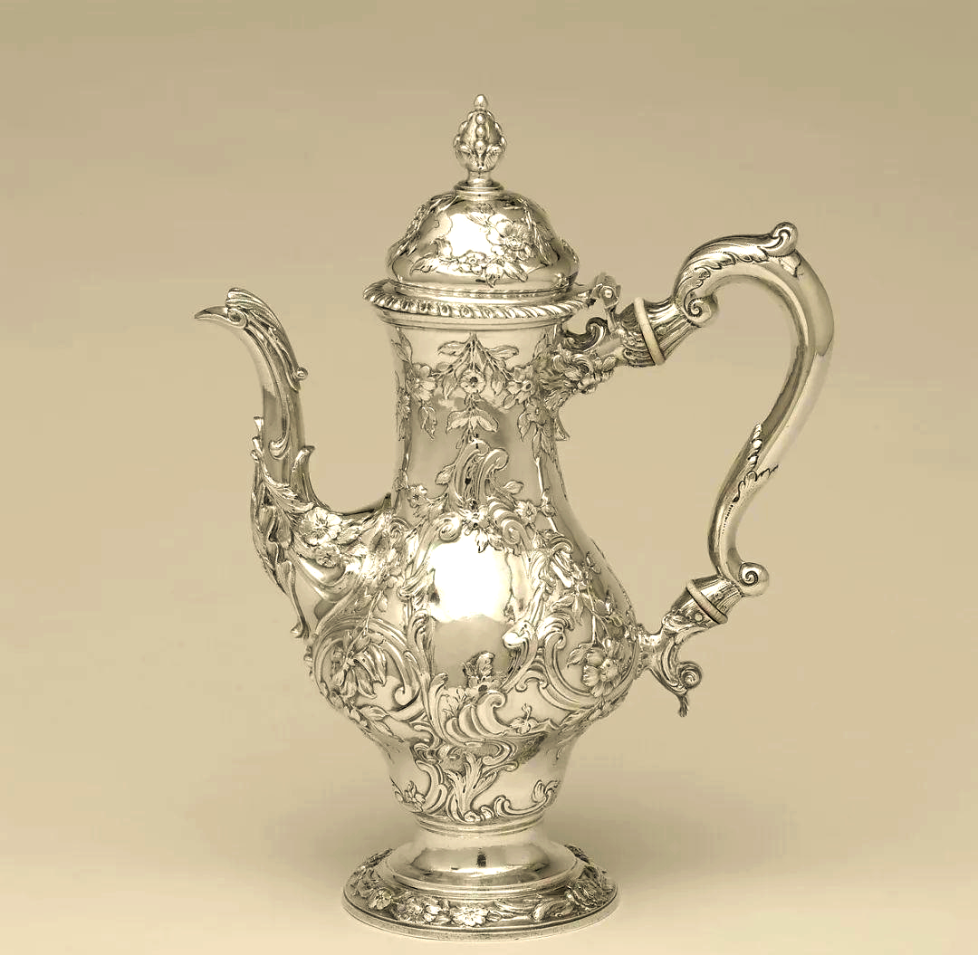 洛可可风格珠宝的多样特点与华美设计