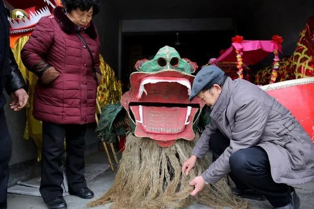 石泉火狮子简介图片