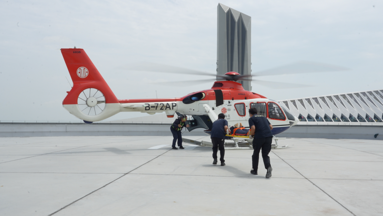 海陆空出动!深中通道上演紧急救援为通车作预演