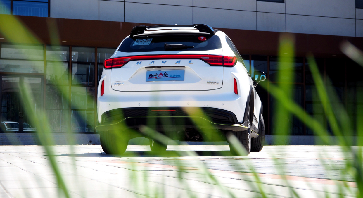 开出4.6升的平均油耗,我只拿了第三名——试驾哈弗赤兔DHT混动版