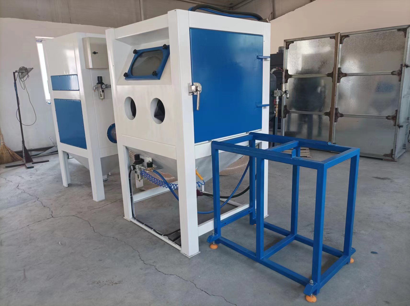 喷砂机的分类与使用方法