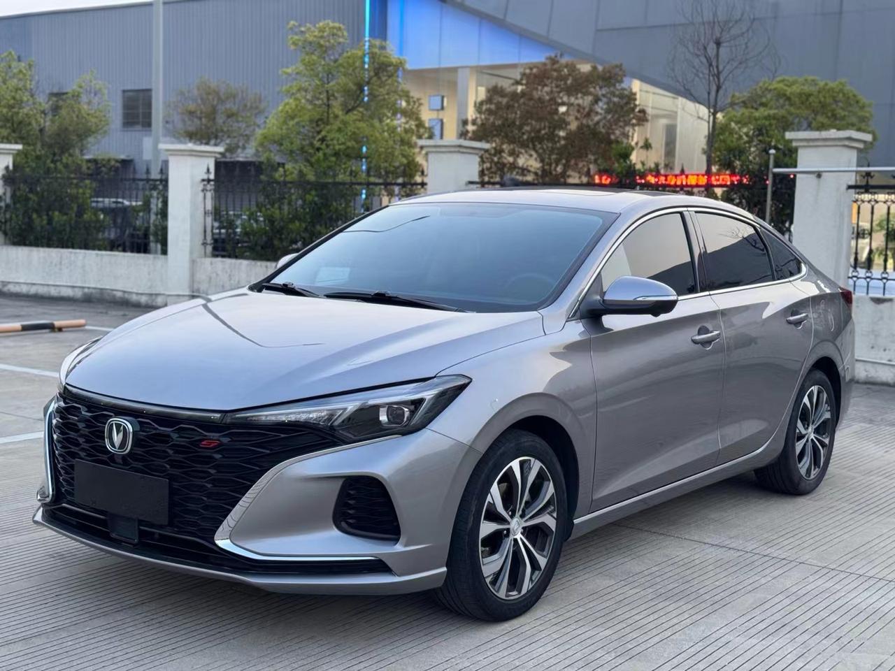 2021年款逸动plus 1