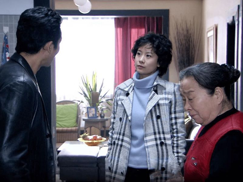 李亚平丽娟离婚了吗?