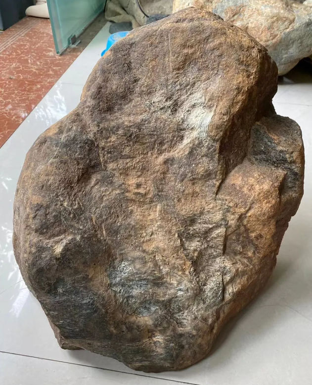 老坑莫湾基铁锈皮高冰脱沙手镯料