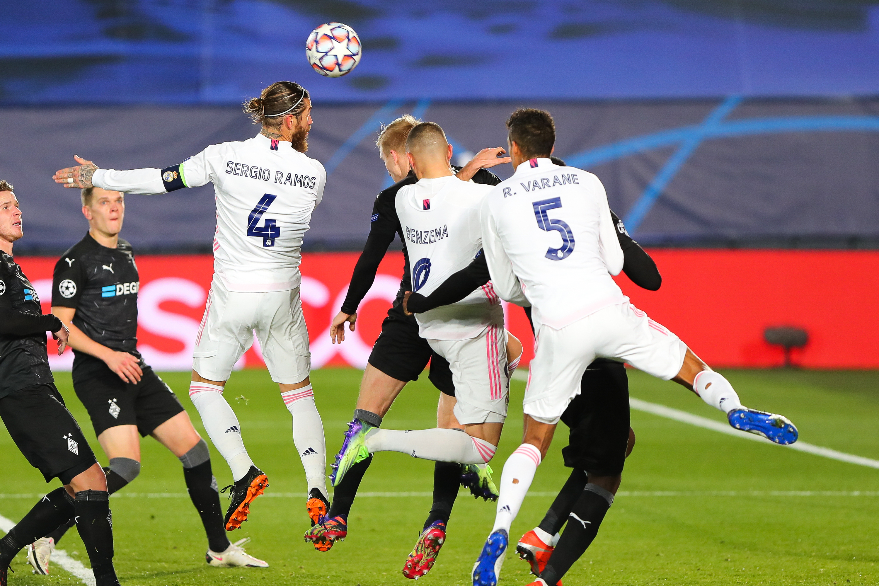 莱比锡红牛击败奥林匹亚科斯，继续走在淘汰赛之路(莱比锡红牛开场8秒进球是在哪一年)