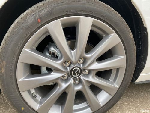 马自达3昂克赛拉轮胎什么牌子的