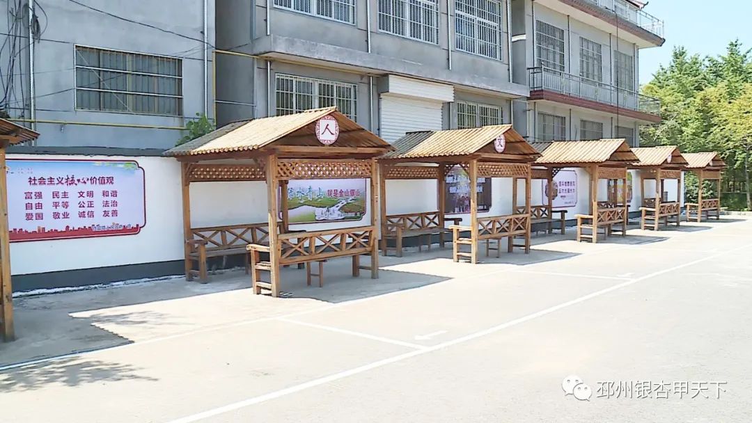 对于下一步工作,邹学亮表示:"铁富镇广大干群将以更高标准推进创文