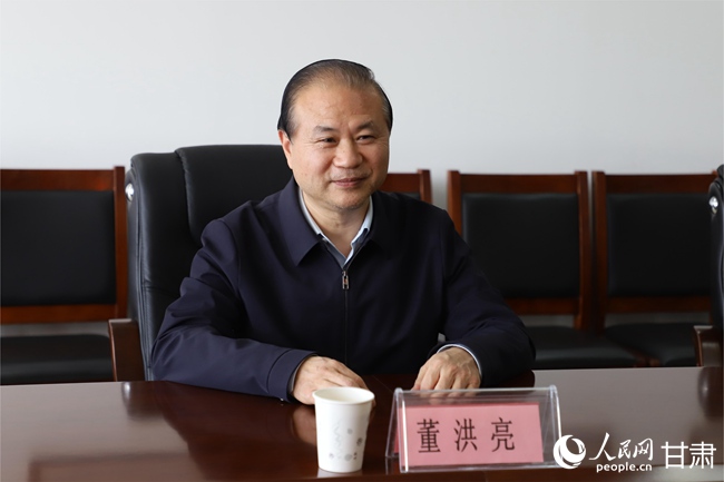 甘肃省公安厅党委委员,政治部主任杨喜军一行走访人民日报社甘肃分社