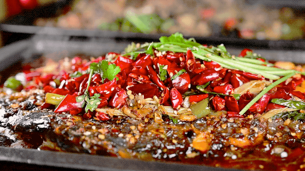 118元享「赞鱼」3人餐:招牌烤黔鱼6选1:香辣,麻辣,鲜椒,酸辣,青椒