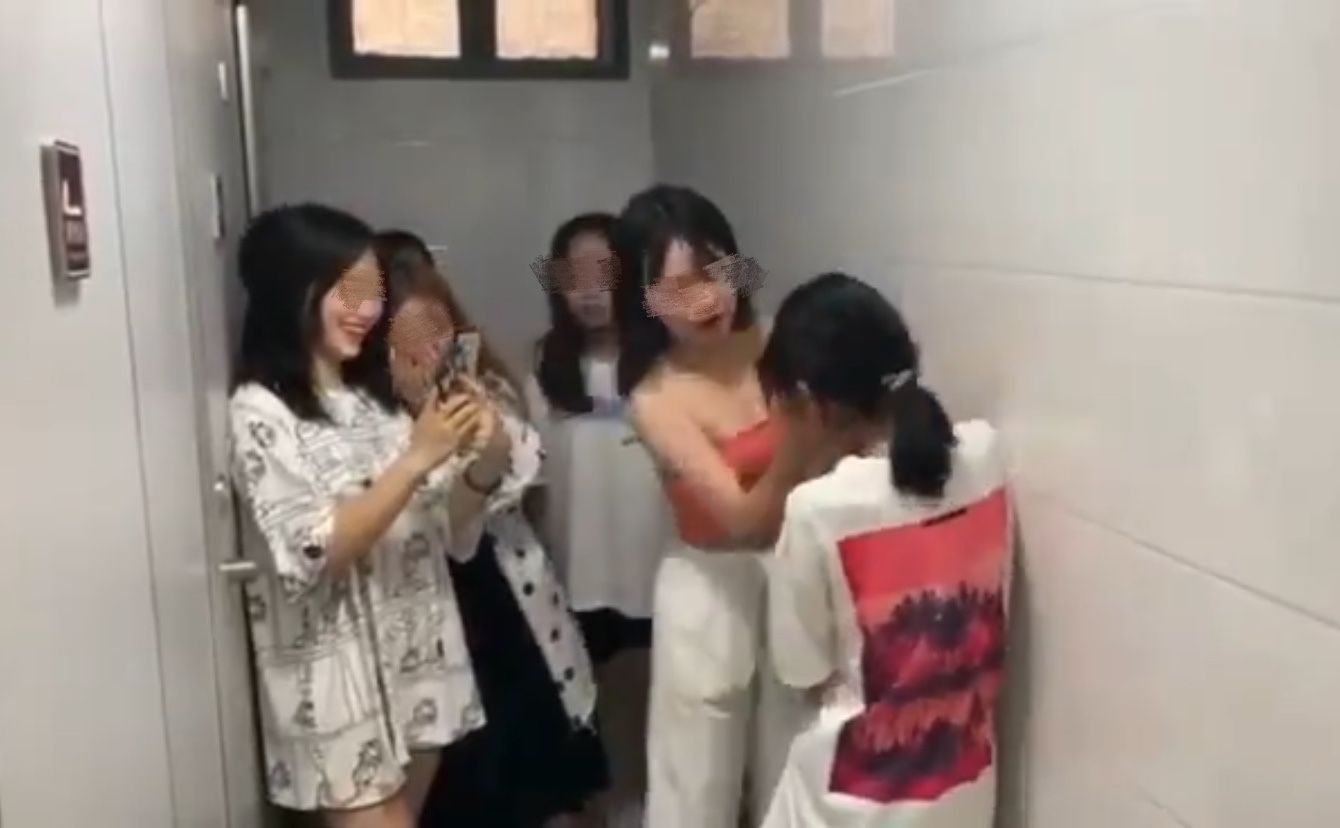 歙县厕所欺凌事件,被忽视的留守少年