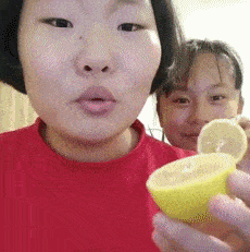 柠檬味道酸维生素c含量就高?想补维c的看过来,可别吃错了!