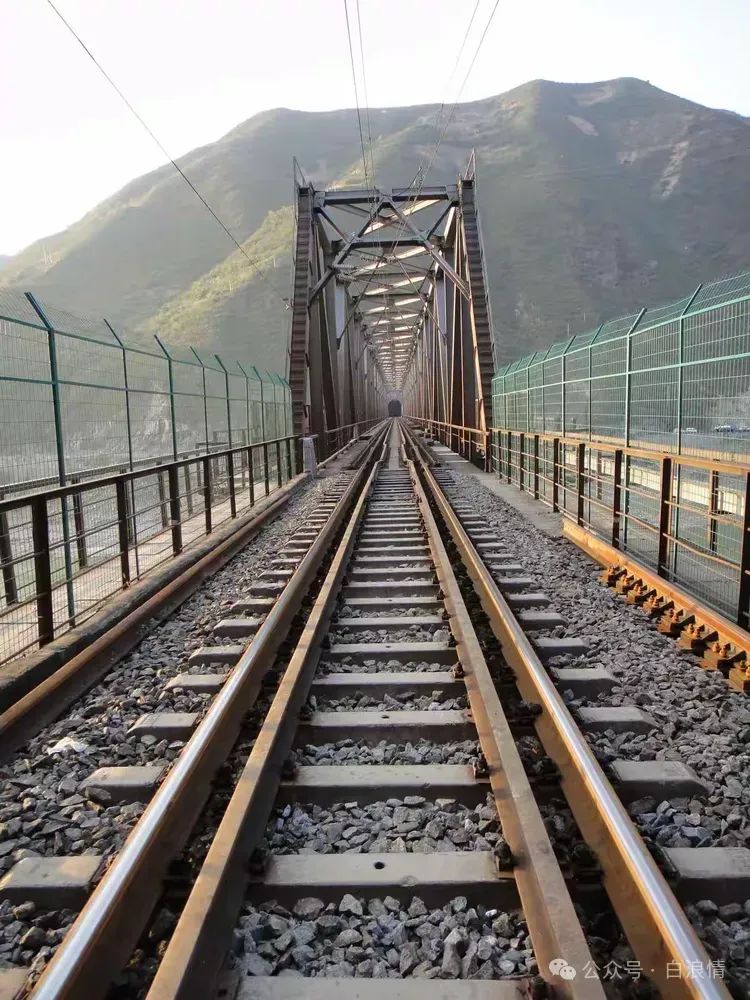 襄渝线上的炸药库大爆炸