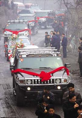 古交首富耿建平:12辆悍马娶儿媳妇,空手套华润1.7亿,最终覆灭