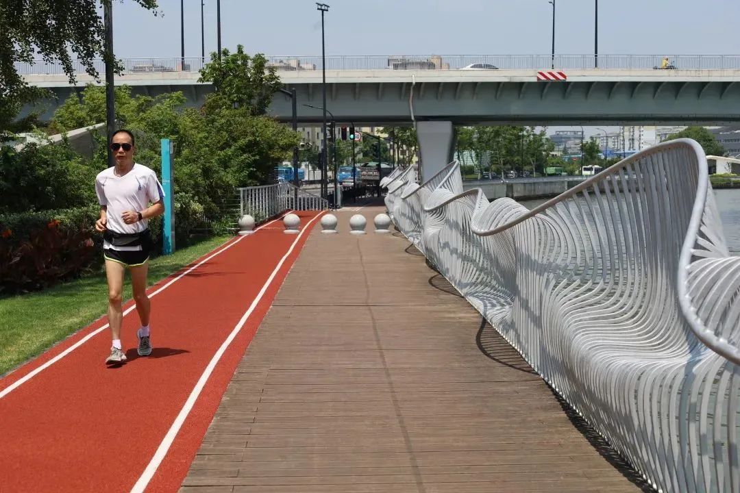 苏州河畔好去处!风铃绿地市民健身步道焕新升级