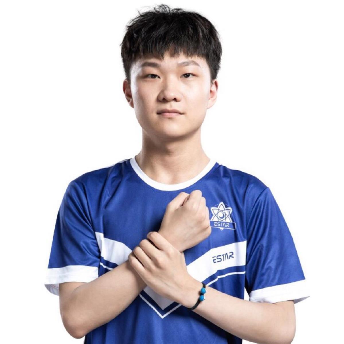 叮当猫(图源:新浪微博)estar-叮当猫个人账号发文称:我们很悲伤也很