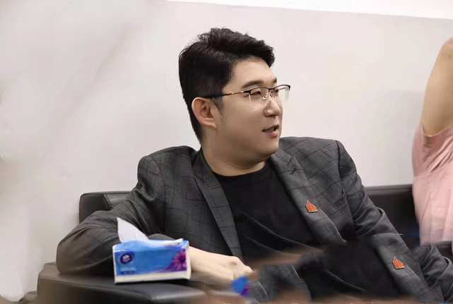 ag主教练awoke引咎辞职!两年换了四个主教练,夺冠之路在何方?