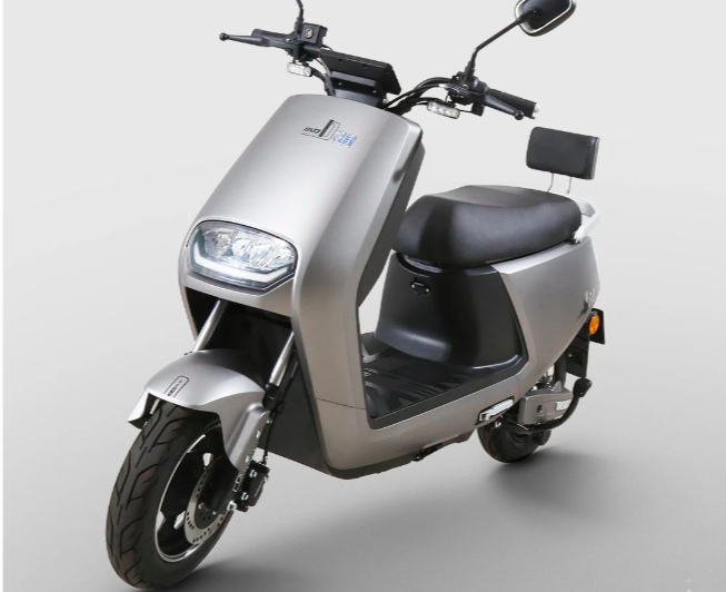 商品专题_前脸自2019年以后,小刀就主打的是国民性能车,最新的派克