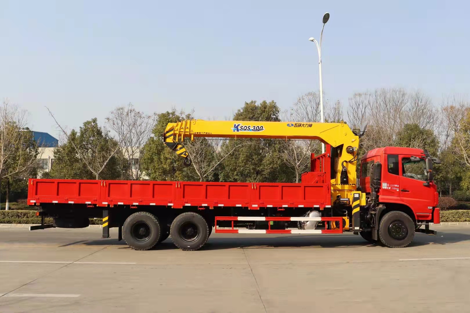 东风k5大力神12吨随车吊 厢长8.5米 臂长17米