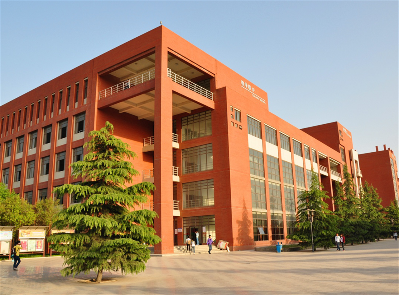 陕科大火了!亚太地区唯一受访者梁承远教授,接受《nature》采访