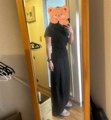 Zara客服回应阔腿裤穿上后摔倒：可在买到后裁剪裤腿