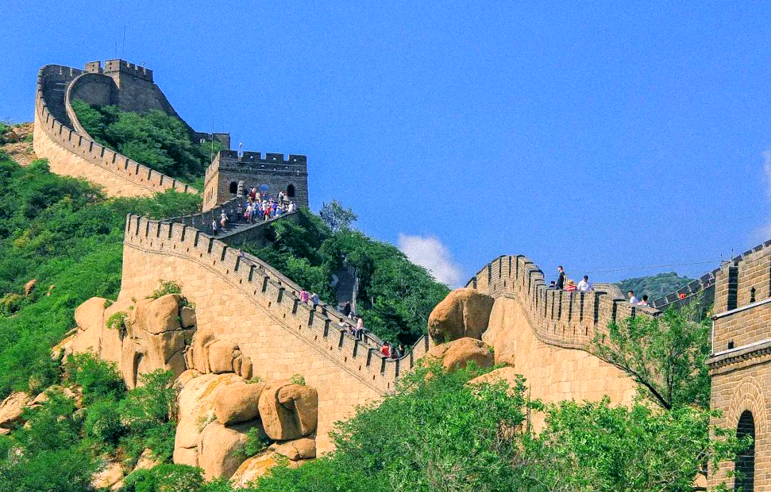 长城内外:长城的雄姿与故事为何让我心生敬意