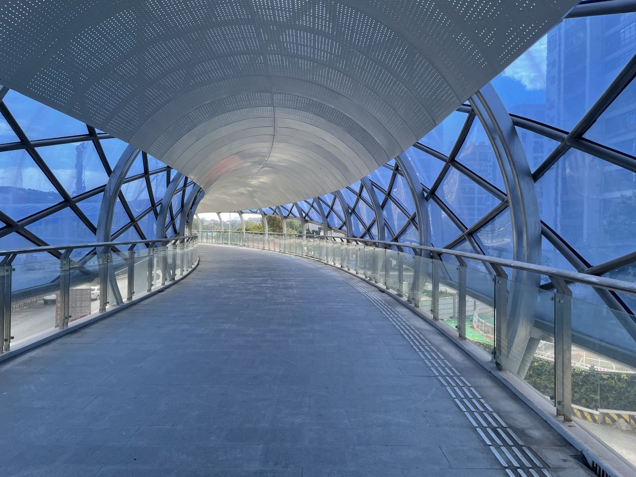 家门口 新变化丨过马路看风景,广州300多座人行天桥一桥一景