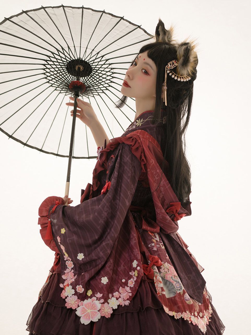 双风格"洛丽塔"有多美?当梦幻风遇上和风,神秘又优雅