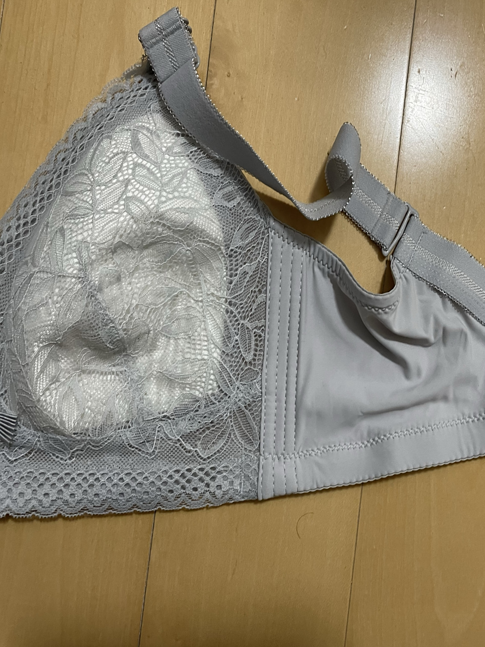 内衣女无钢圈大胸显小文胸罩大码聚拢调整型收副乳防下垂夏季薄款