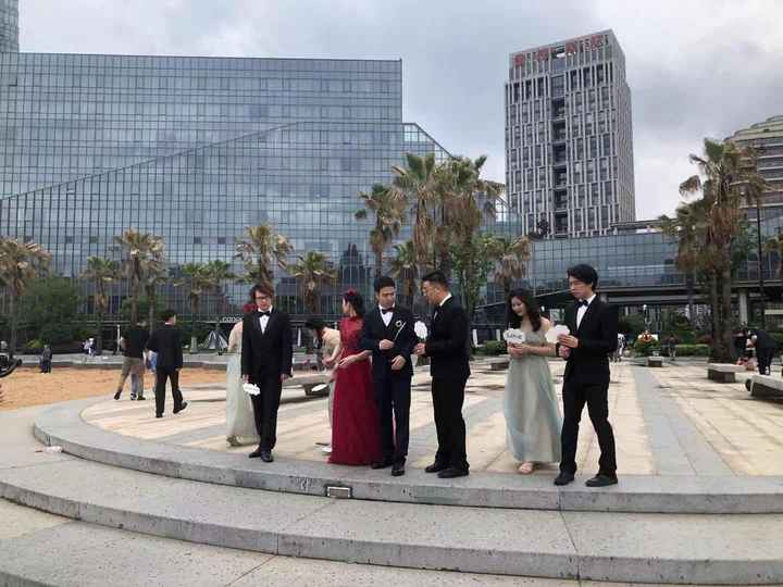 杭州小哥告诉你:浑身都是喜气!