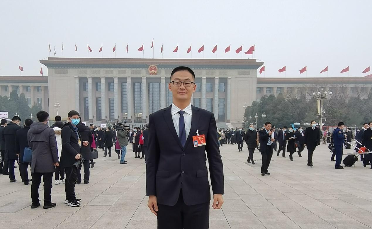 丁明代表:建设清洁能源供应与保障体系 助力长江经济带绿色发展