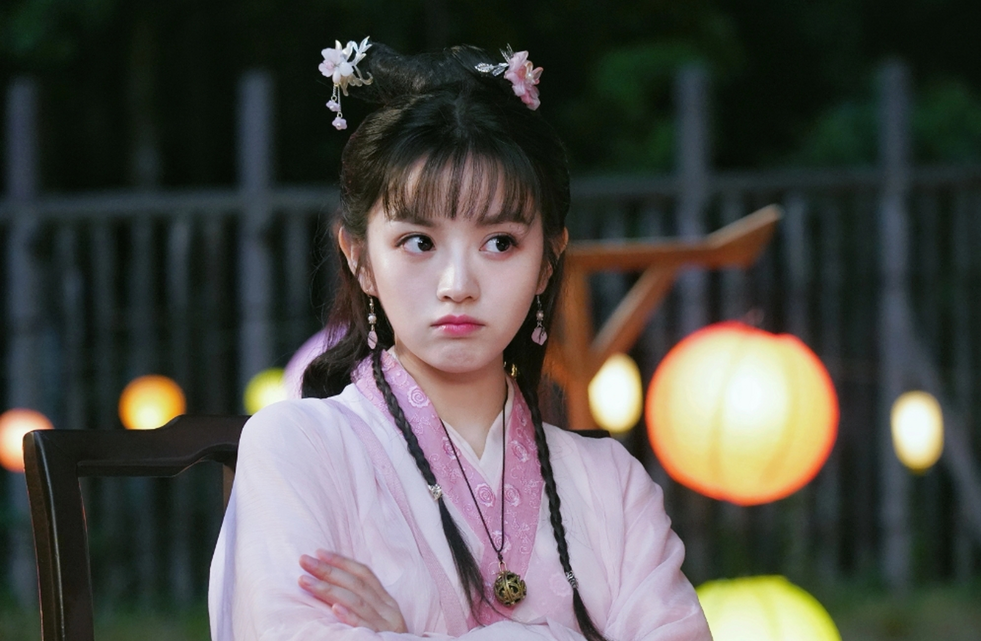 田曦薇的经纪公司是浩瀚星缘.