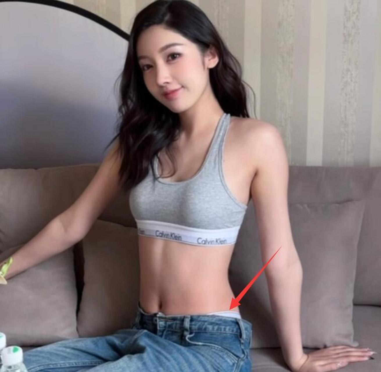 头条创作挑战赛# 一战成名之后,都美竹开始成为"女