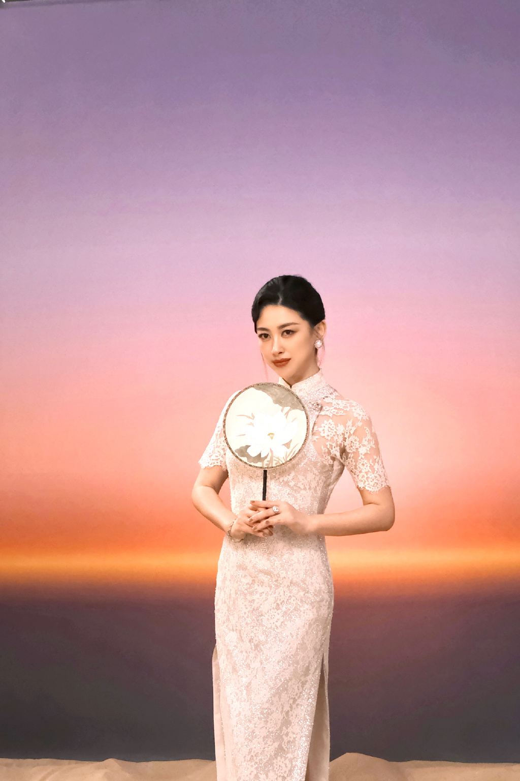 乘风五公谢娜挑战旗袍舞,扮相不逊朱珠贾静雯,或成得分大杀器?