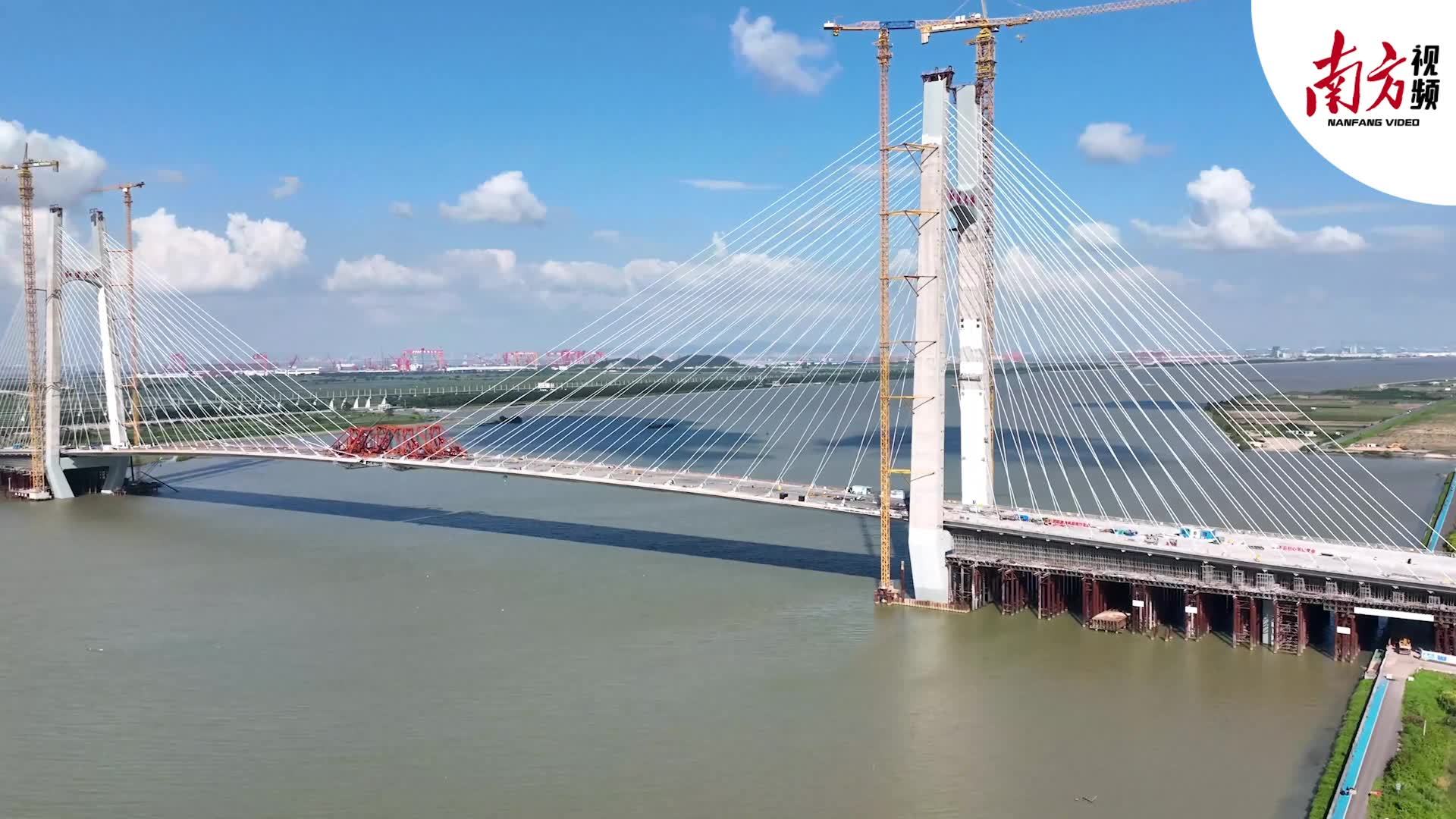 南方视频|国内最大跨度多功能斜拉桥,广州南沙红莲大桥正式合龙