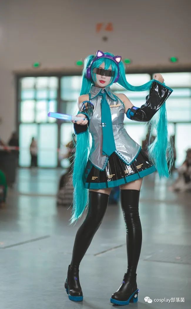 cos:初音公式服cos正片