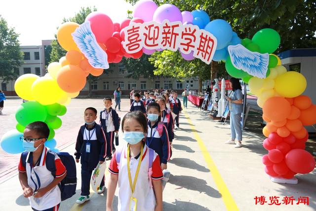 看天文展 观表演——张店区铁路小学开学季好玩又好看