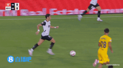 西甲-巴萨6-0瓦伦 拉菲尼亚费尔明莱万均双响_西甲巴萨瓦伦西亚比赛战报_莱万进球亚马尔助攻