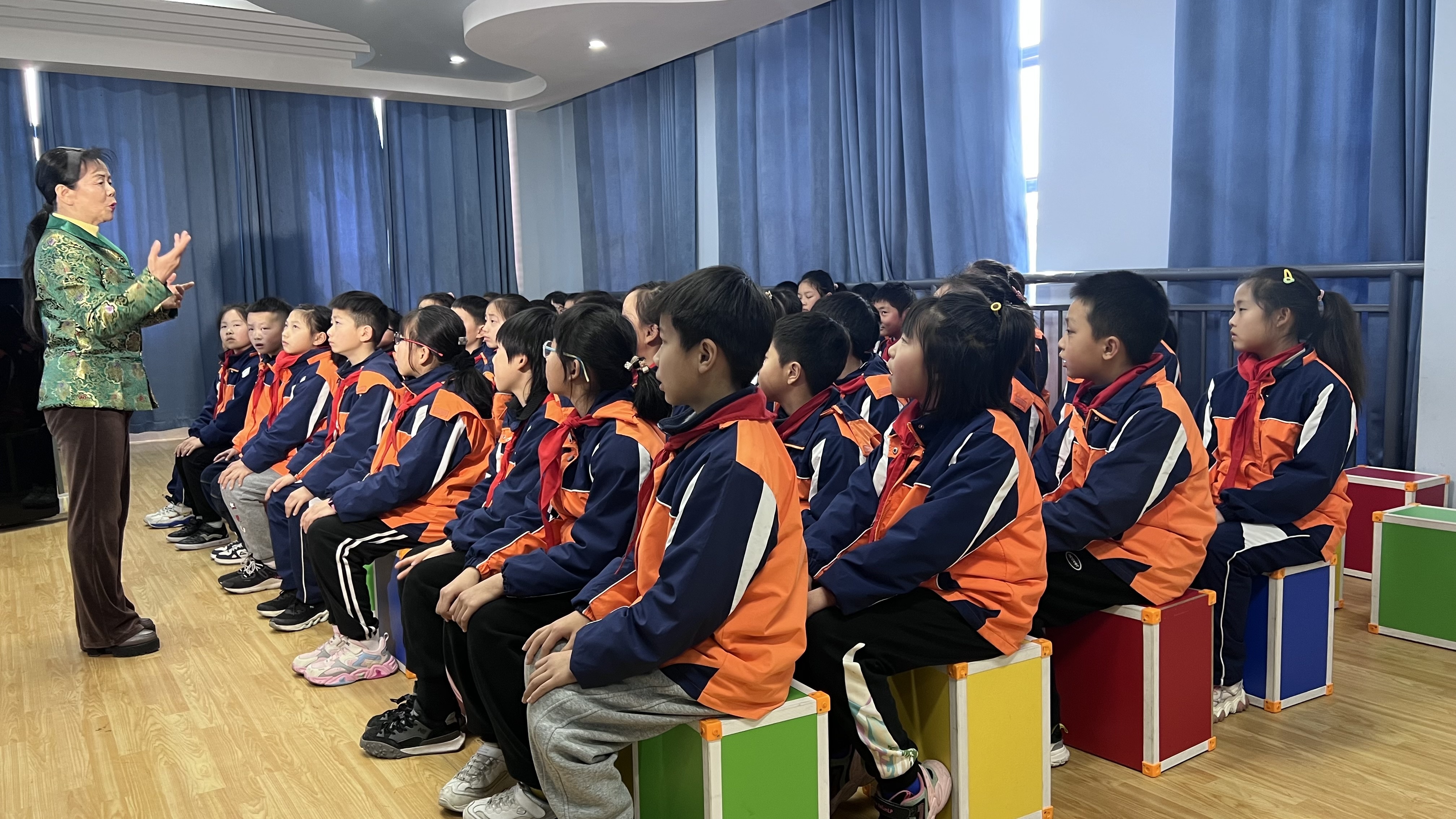 屯溪区:徽州民歌"唱"进百鸟亭小学