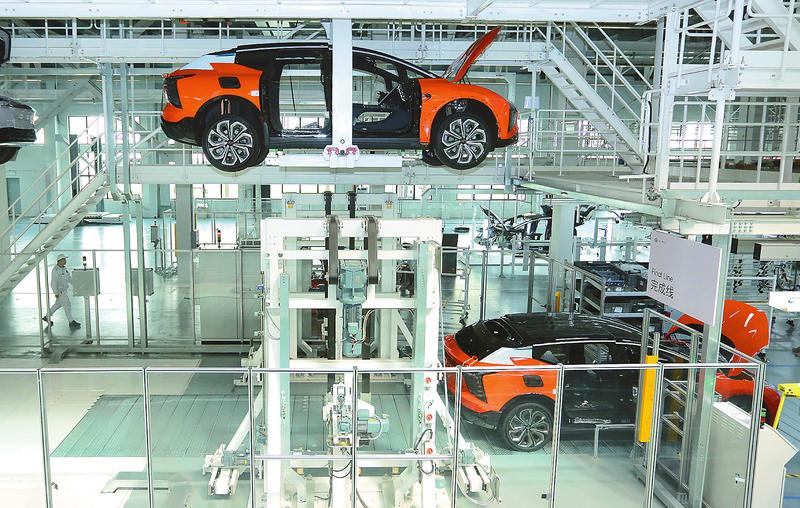 高合新能源汽车发车交付