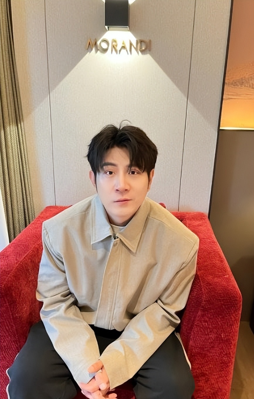 高晓攀街头卖草莓真相!文旅局策划前德云社成员转型新招