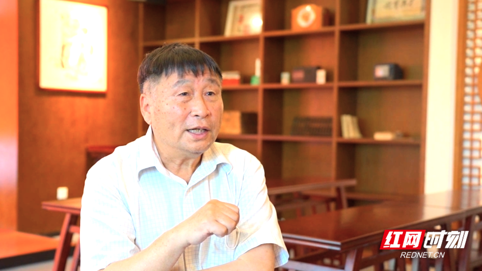 曾国藩第六代嫡孙曾樾参访湖南顺天家庭教育博物馆 探讨家风传承