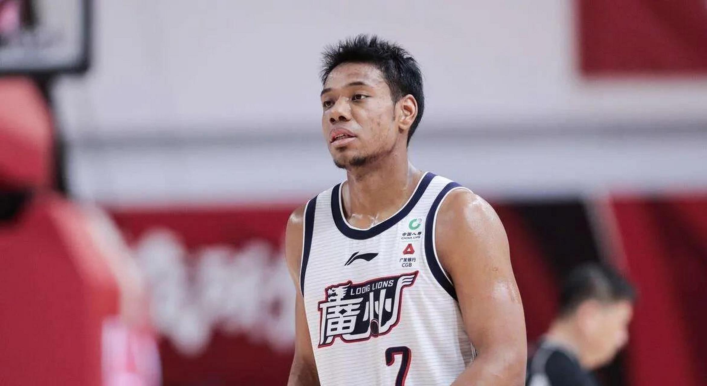 看到网上有人在说广州龙狮男篮可以卖掉祝铭震,还真是可以的,祝铭震