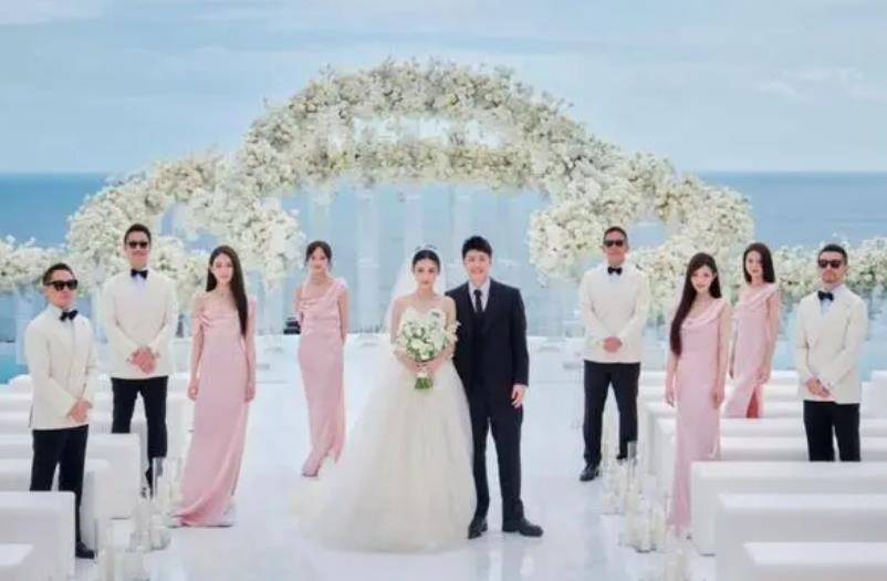 郎才女貌!潘玮柏与妻子宣云补办婚礼,婚礼现场照曝光画面唯美