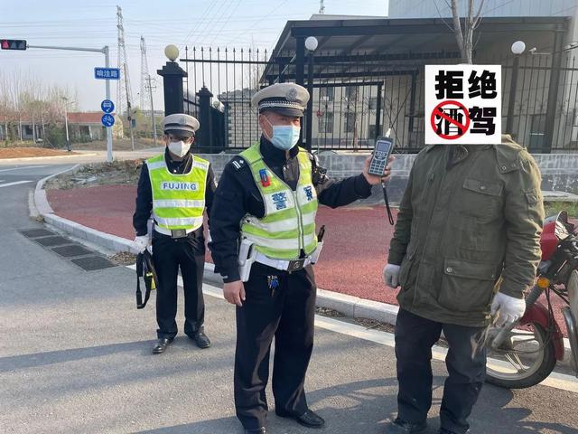 疫情期间交警没空查酒驾不存在的