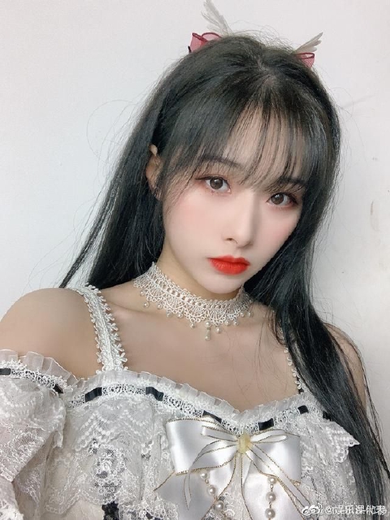 祁静否认收粉丝巨额资金 称男方表白被拒散播谣言