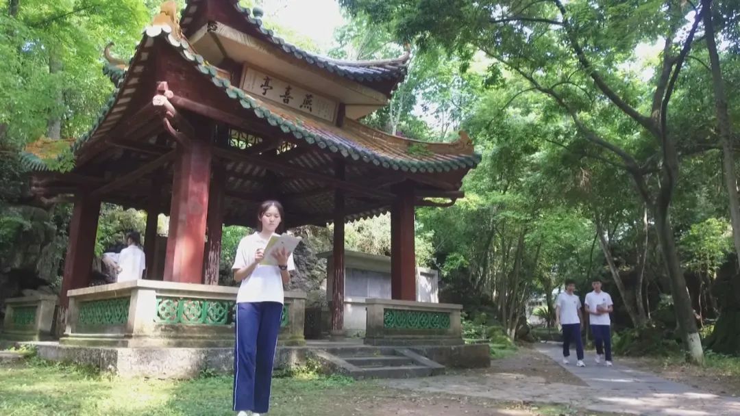 祝贺!连州中学获评"2020年全国青少年篮球特色学校"